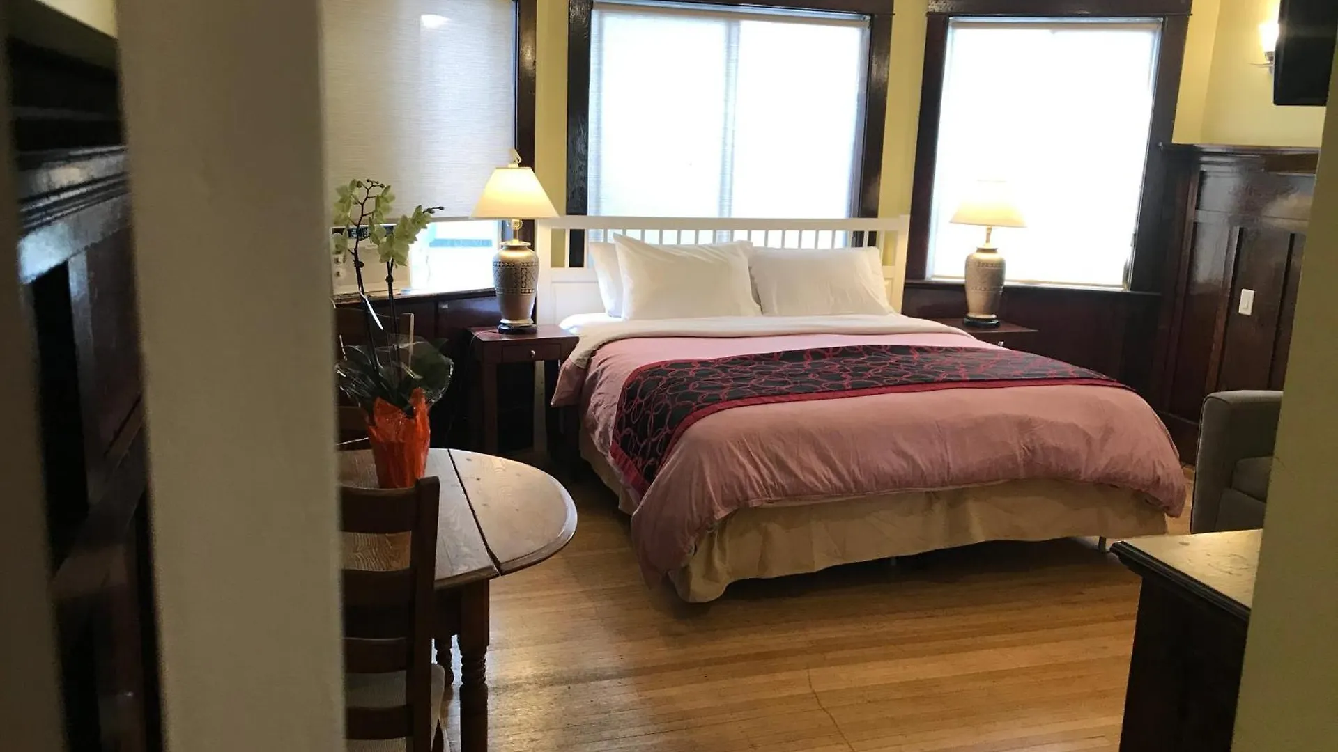 Cambie Guest House Vancouver Homestay